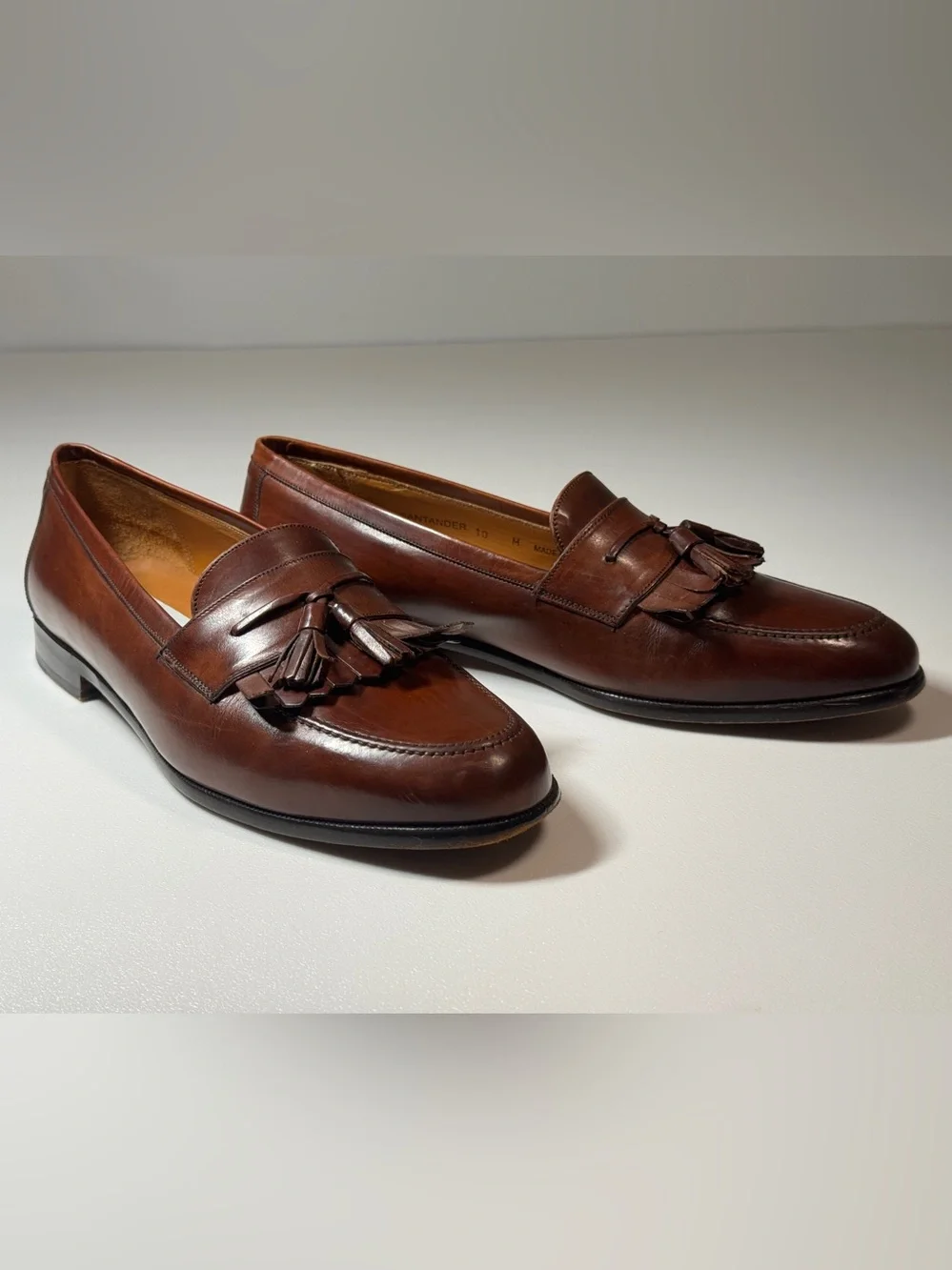 Mezlan Santander men’s leather kiltie tassel loafers in a handsome warm brown/co